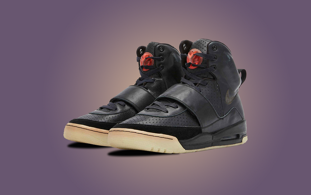 Nike Air Yeezy 1 ‘Prototype’ - $1,800,000 | GODLY SOLES